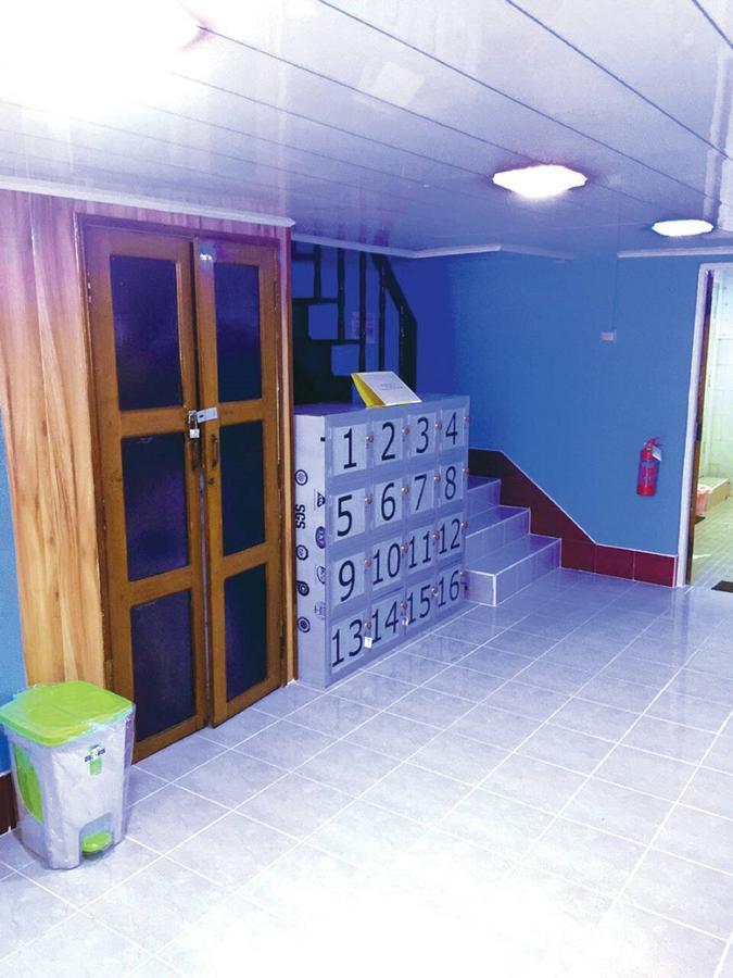 יאנגון Htinn Yue Tann Hostel מראה חיצוני תמונה