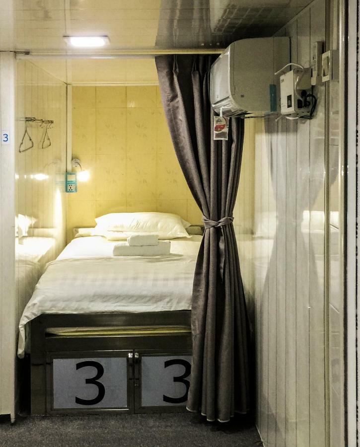 יאנגון Htinn Yue Tann Hostel מראה חיצוני תמונה